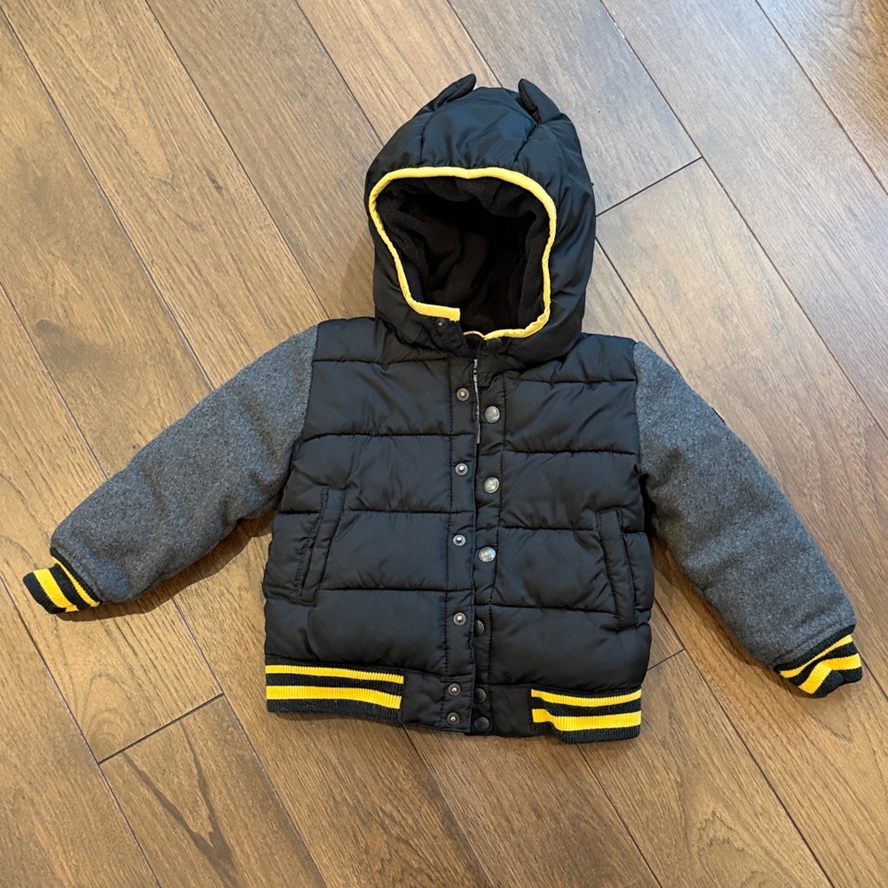 Baby Gap/DC Batman Hooded Jacket with Yellow Accents Size 4 C17-003
